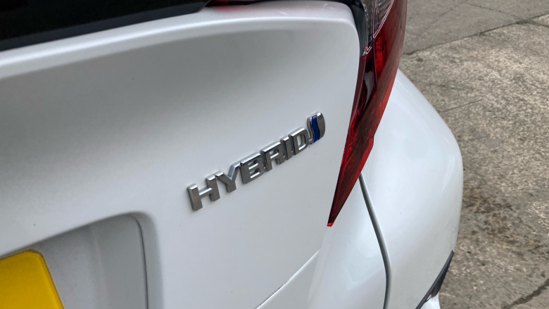 Toyota C-HR 1.8 Hybrid Design 5dr CVT Hybrid Hatchback